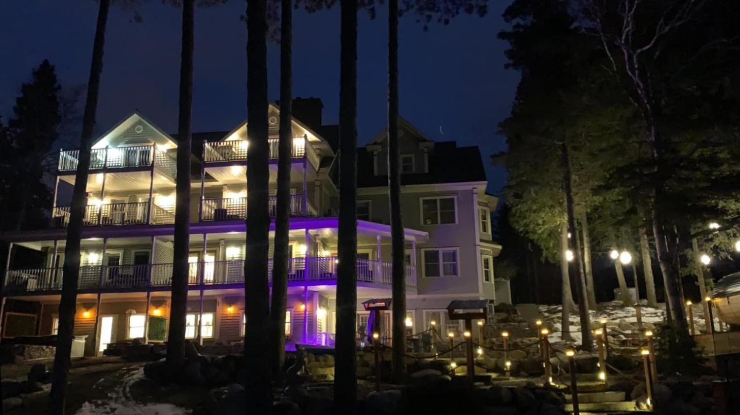 Estello Suites & Spa Lac-Mégantic Kültér fotó