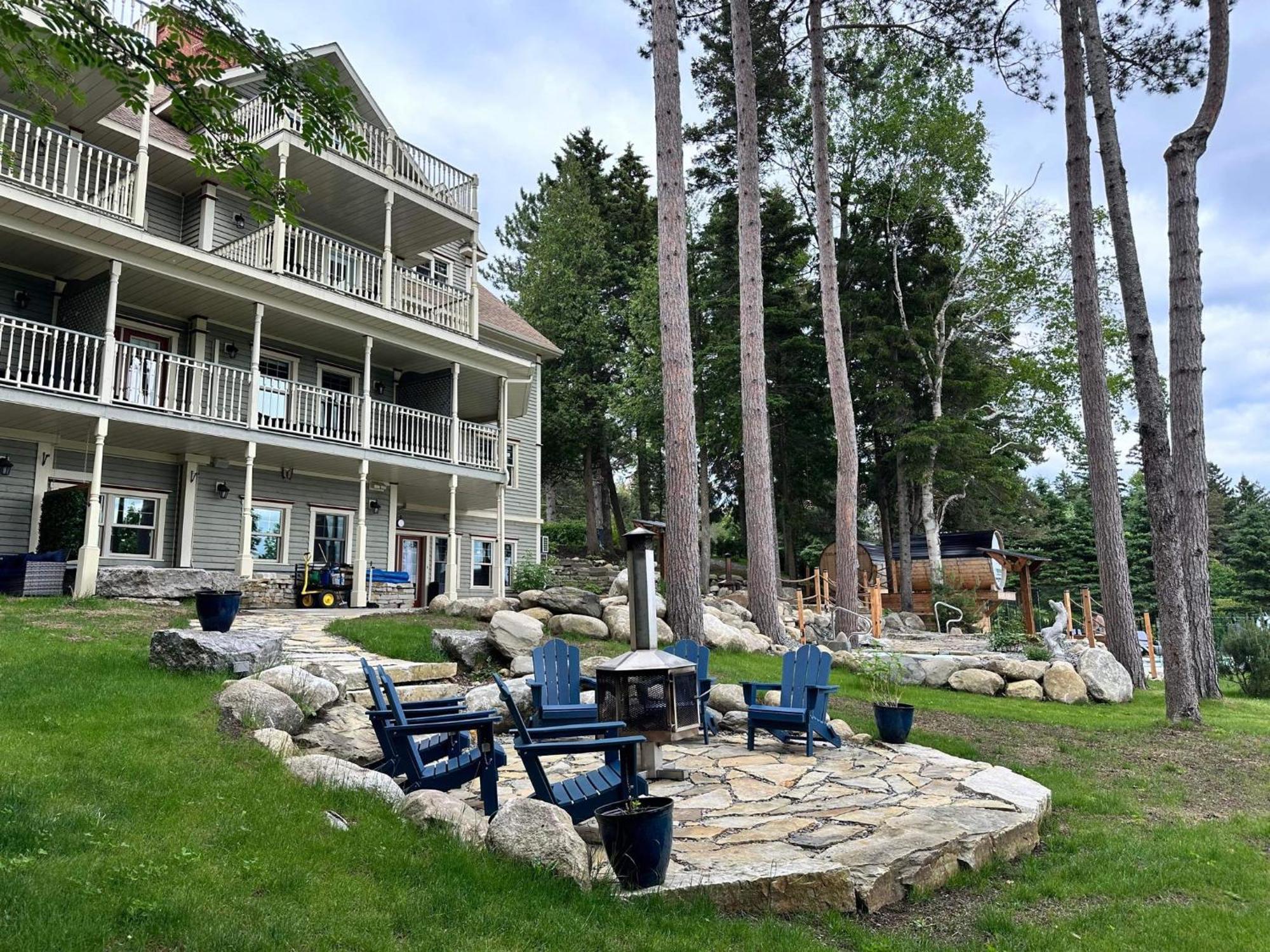 Estello Suites & Spa Lac-Mégantic Kültér fotó