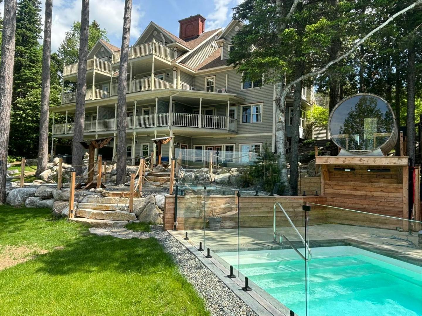 Estello Suites & Spa Lac-Mégantic Kültér fotó